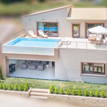 Villa Vasillis-Heated Swimming Pool With Infinity View Vitaládesz Kültér fotó
