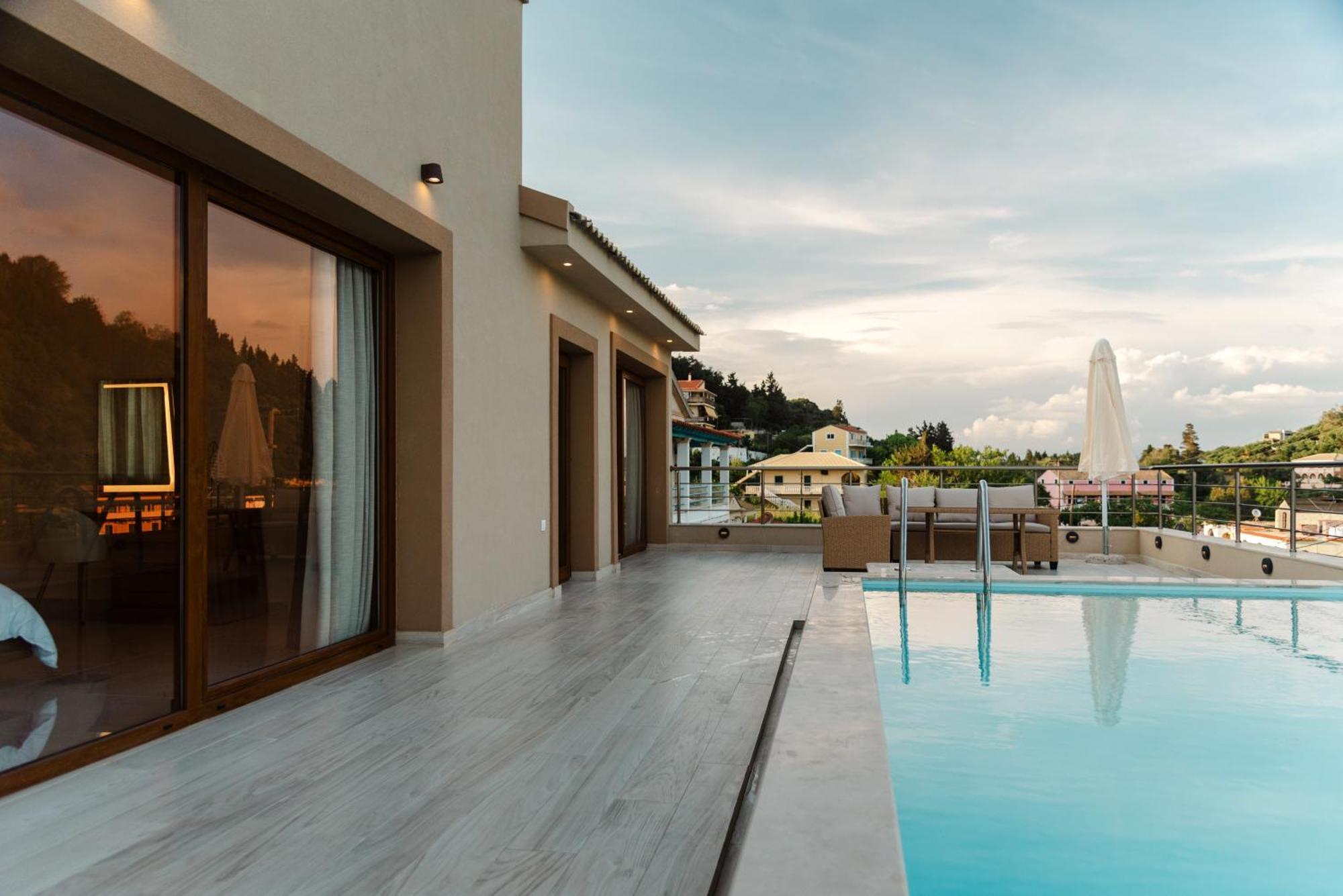 Villa Vasillis-Heated Swimming Pool With Infinity View Vitaládesz Kültér fotó